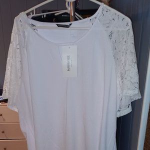 White blouse with lace sleeves